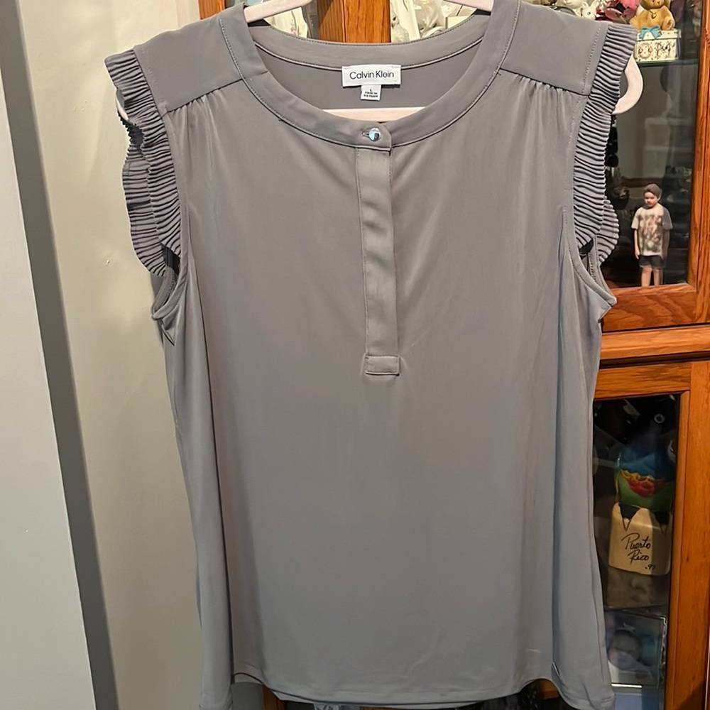 CALVIN KLEIN Sleeveless Ruffle Top